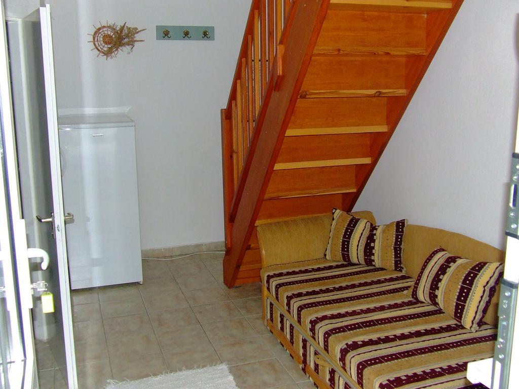 Relax Apartmans Balatonszárszó Eksteriør bilde